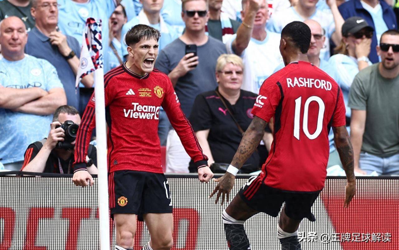 开云平台关于曼联发布备战花絮，今晚远射贴柱，葡超任务艰巨，训练强度明显提升的信息