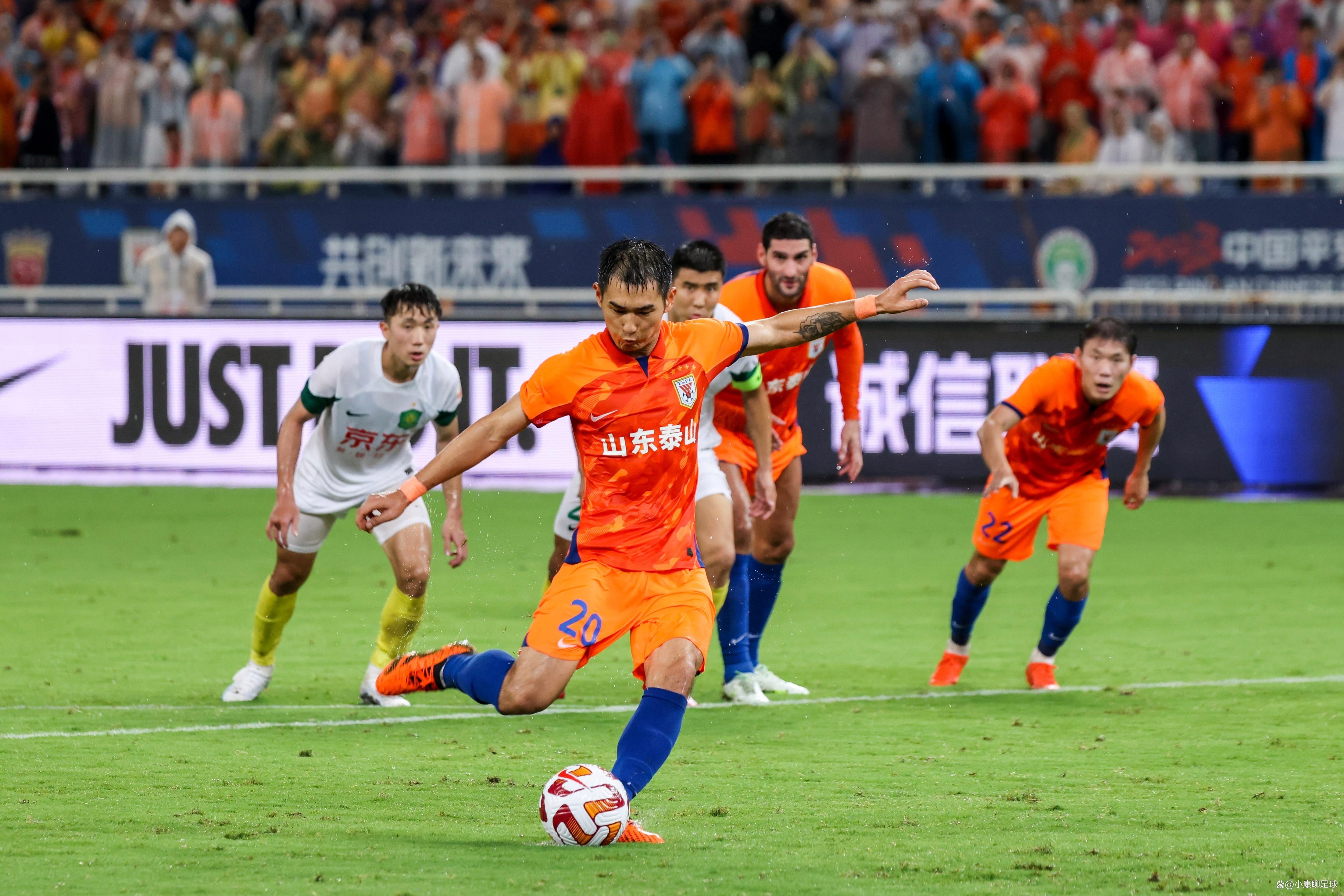 包含全明星赛赛前再迎强敌，山东泰山手感冰凉，主帅态度——球迷炸锅，赛季目标并未改变的词条